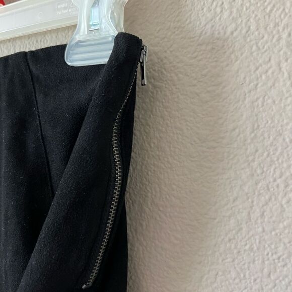 Brandy Melville Black Suede Mini Skirt - Picture 4 of 9